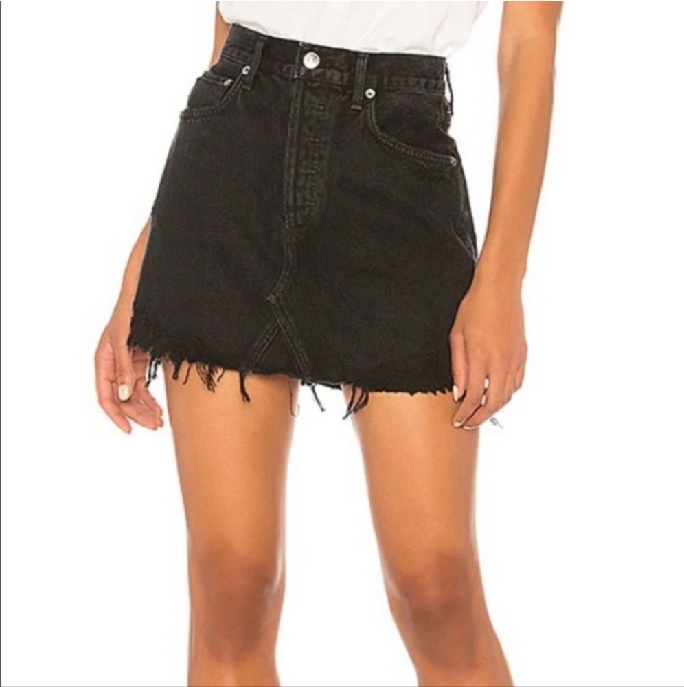 AGOLDE Quinn High Rise Mini Skirt in Jinx (Washed Black) Size 24 Distressed Goth